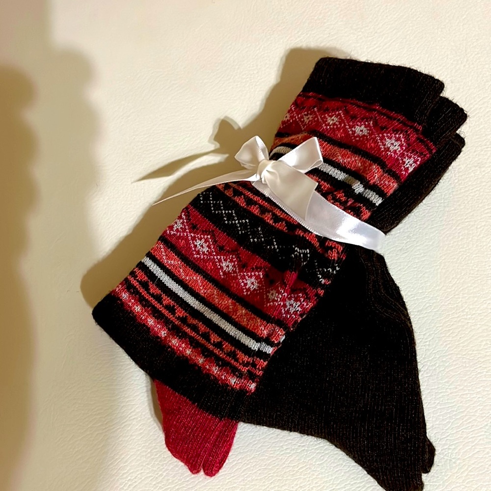 Hue Wool Socks